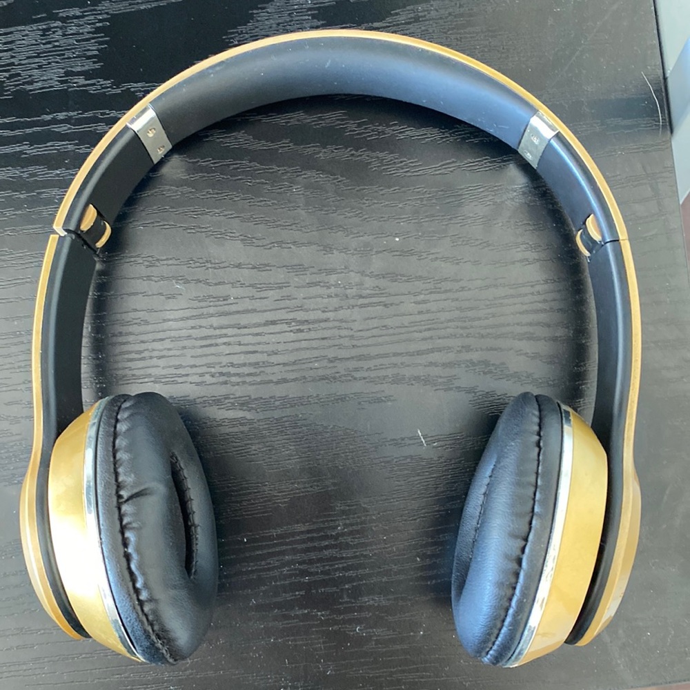 Wireless headphones bluetooth